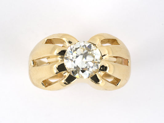 901787 - Circa 1955 Gold Diamond Gents Ring