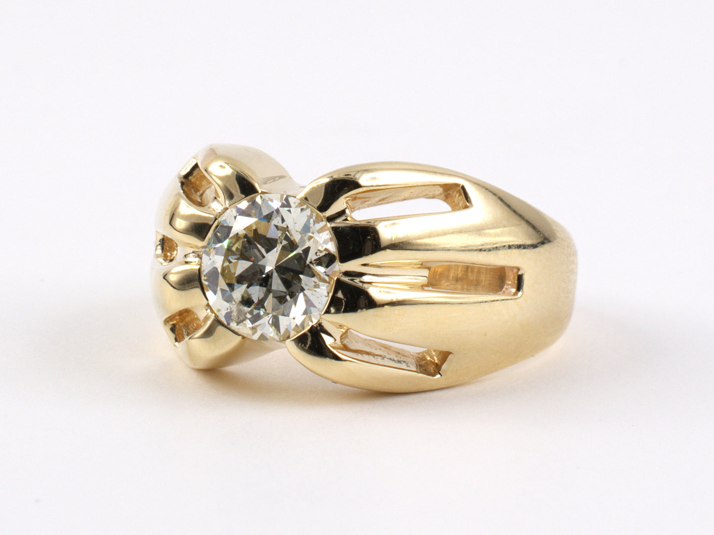 901787 - Circa 1955 Gold Diamond Gents Ring