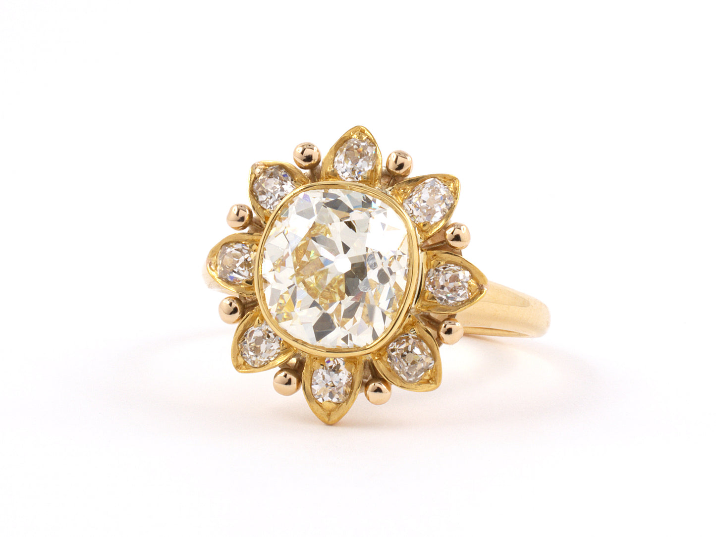 901875 - Victorian Gold Diamond Floral Design Cluster Ring