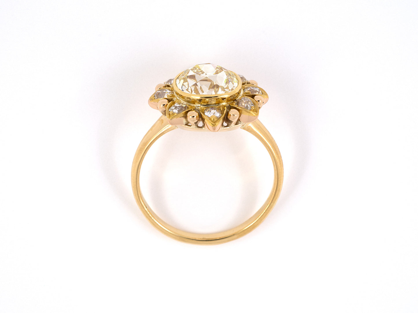 901875 - Victorian Gold Diamond Floral Design Cluster Ring