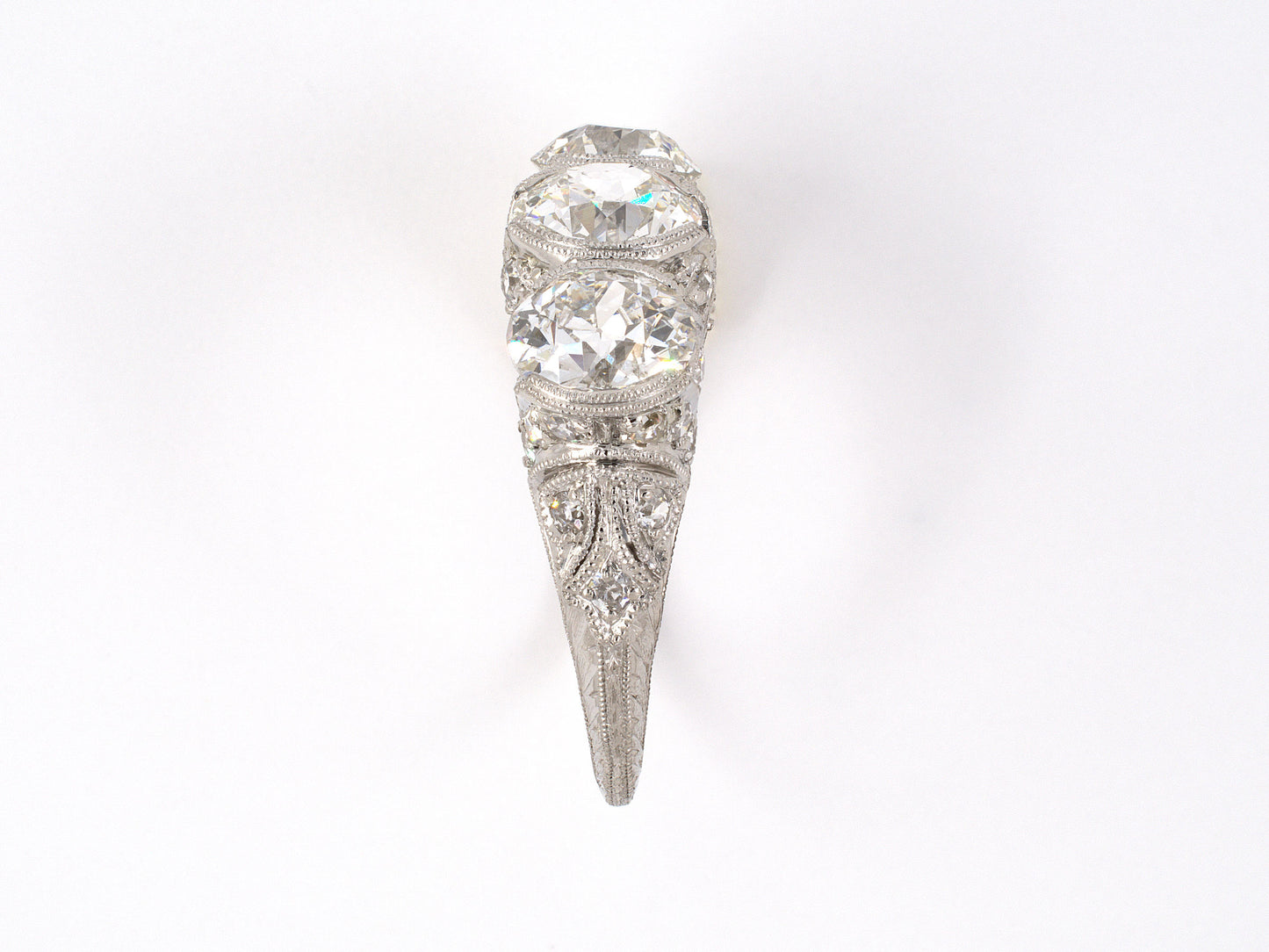 901891 - Art Deco Platinum Diamond 3-Stone Ring