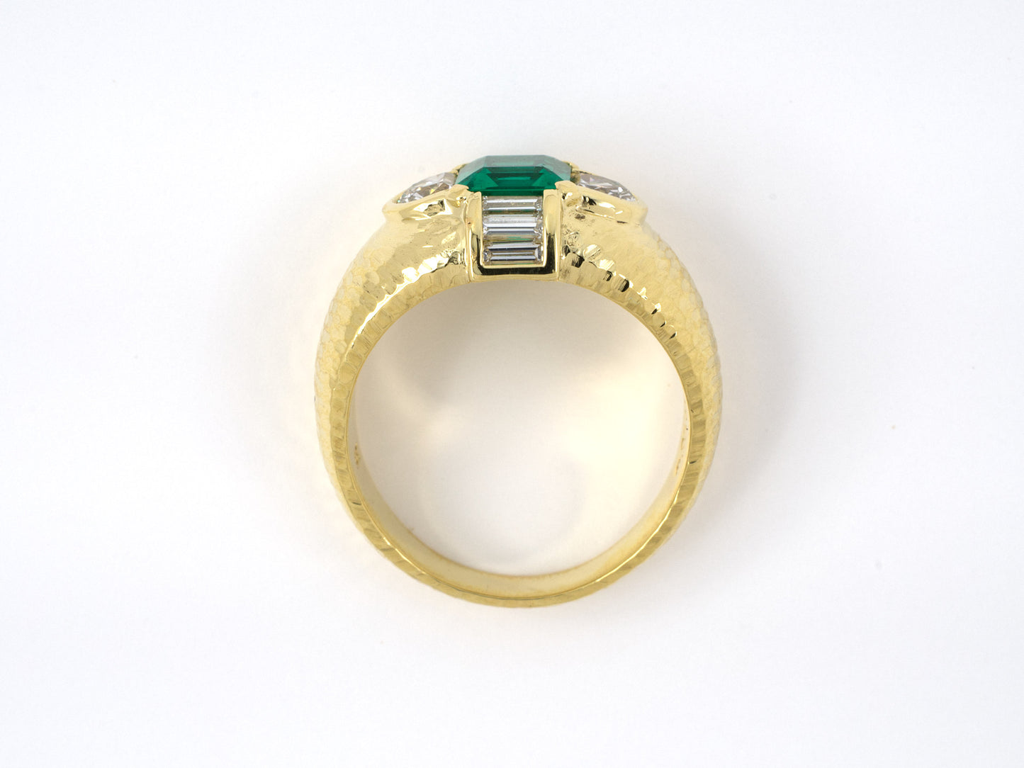 901977 - Webb Gold AGL Colombian Emerald Diamond Hammered Finish Ring
