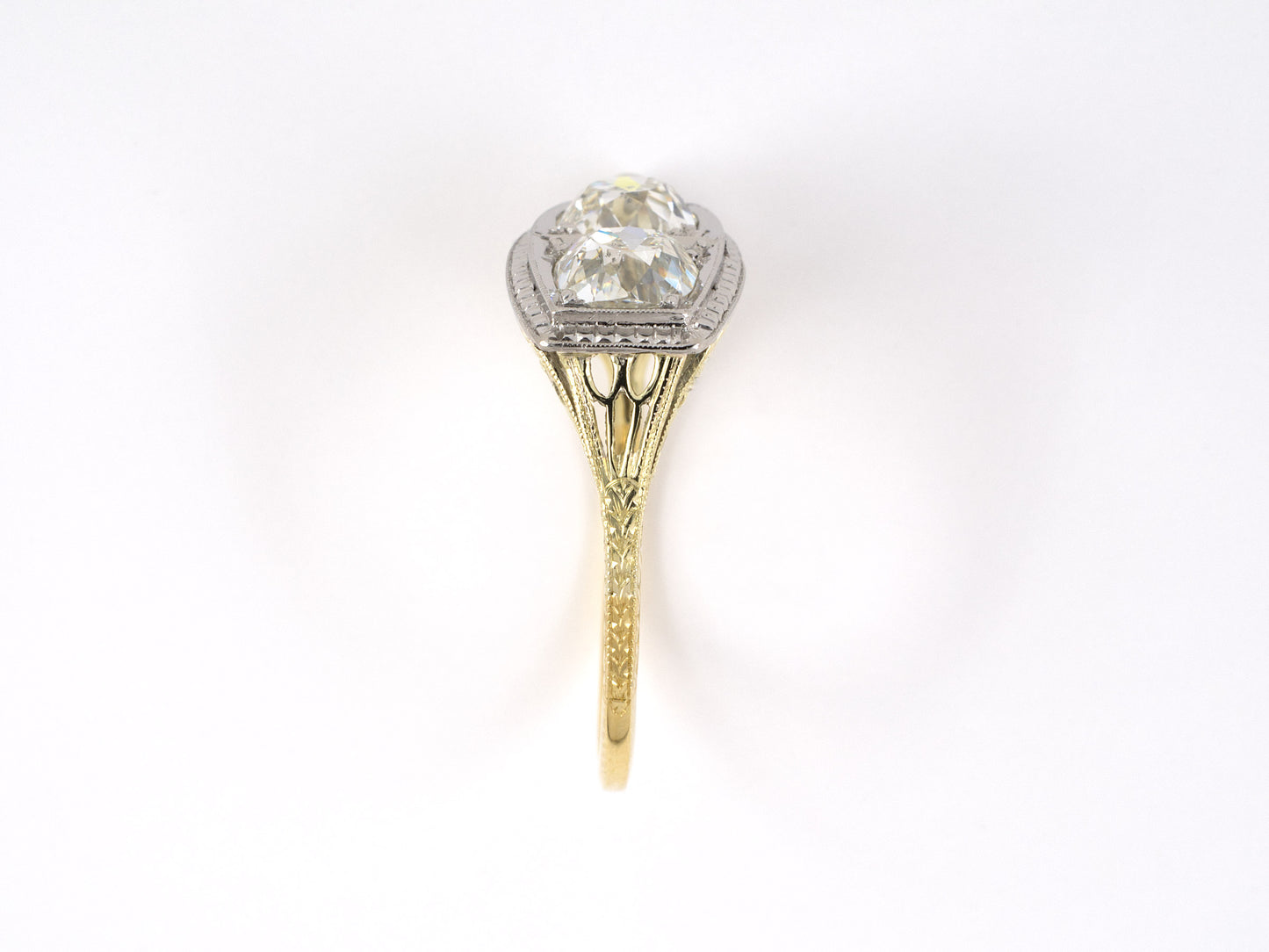 902091 - Edwardian Platinum Gold Diamond Carved Bezel 2-Stone Ring
