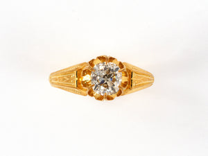 91393 - Gold Diamond Antique-Style Carved Chased Scalloped Solitaire Ring