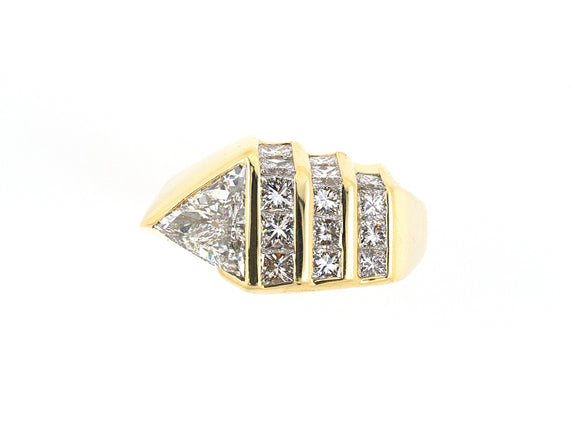 92704 - Circa 1980 Gold Diamond Triangle Buckle Ring