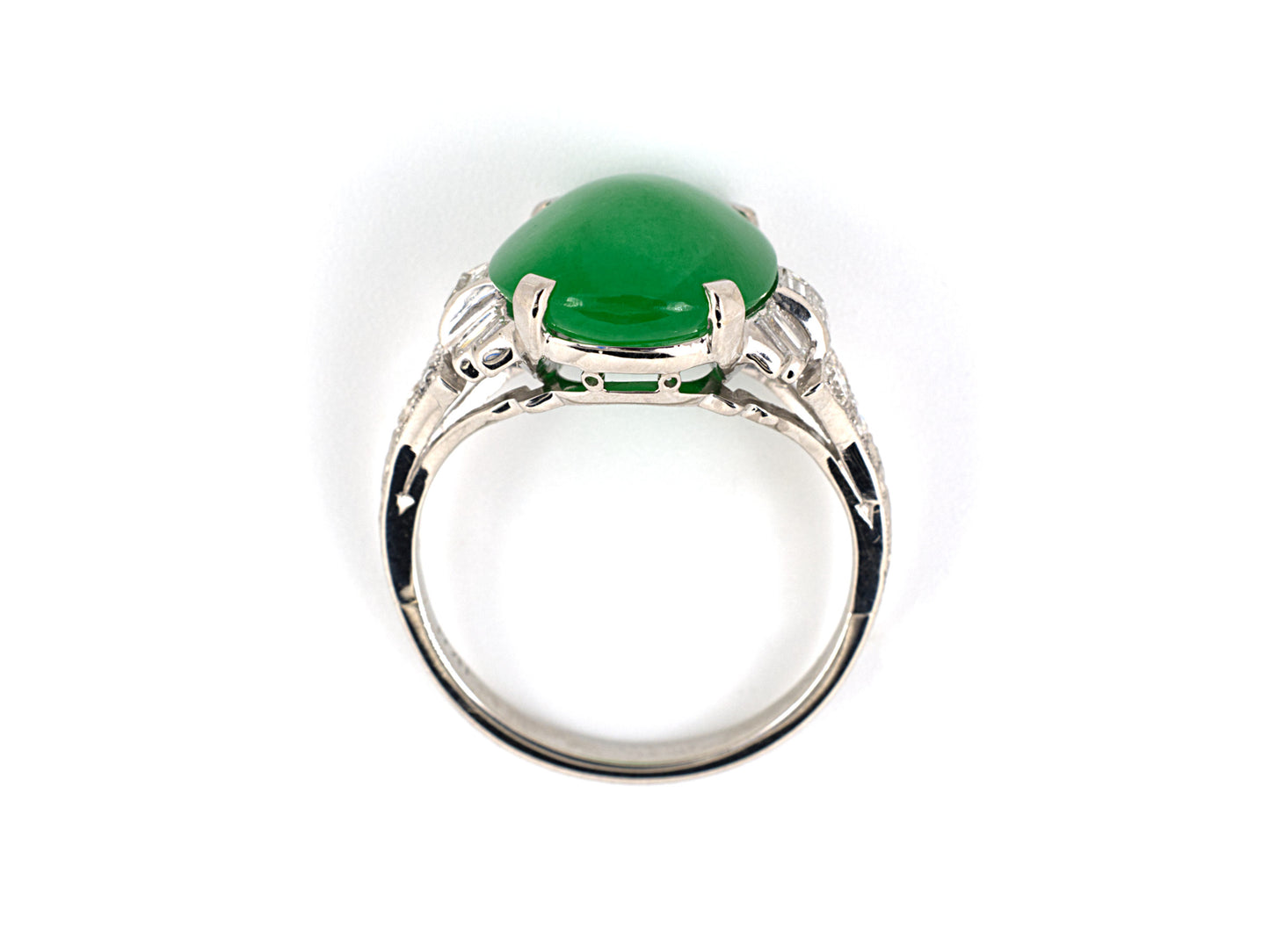 93332 - Art Deco Platinum Diamond Jadeite Ring