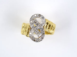 95386 - Gold Diamond Figure 8 Infinity Twist Ring