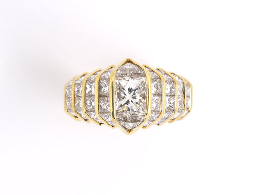 95610 - SOLD - Gold Diamond Engagement Ring