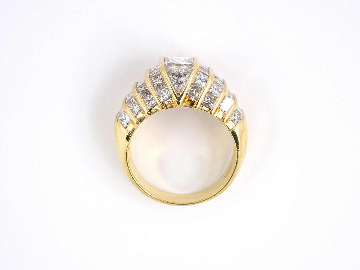 95610 - SOLD - Gold Diamond Engagement Ring