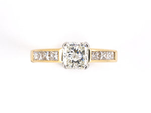 97082 - Gold Diamond Engagement Ring