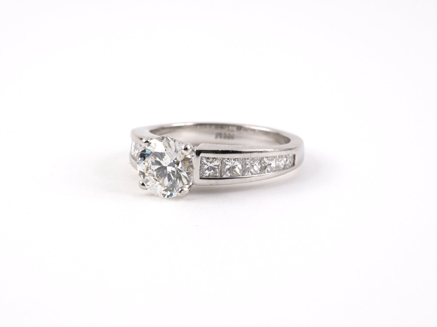 97838 - Platinum GIA Diamond Engagement Ring