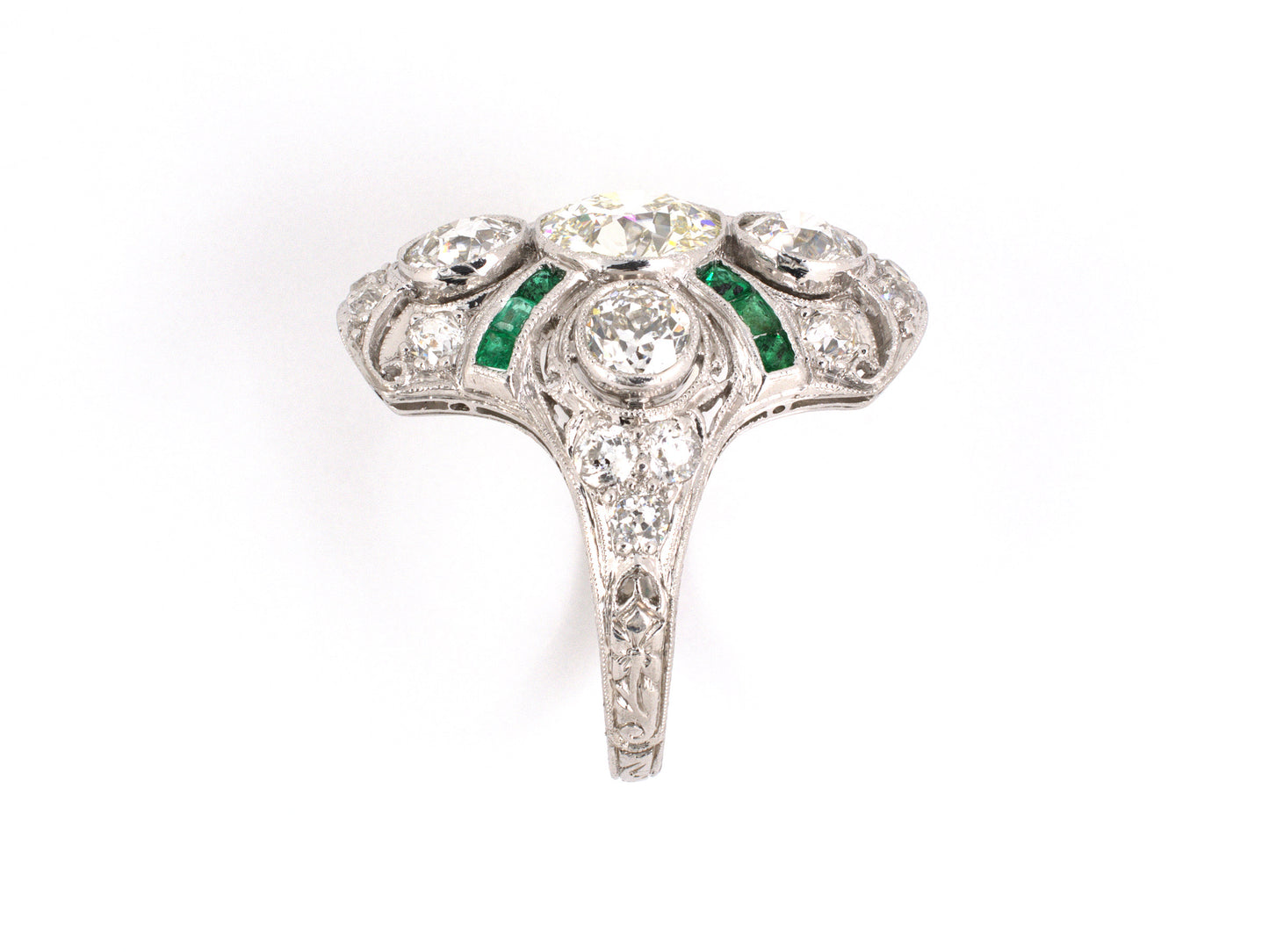 98981 - Art Deco Platinum Diamond Emerald 3 Stone Dinner Ring
