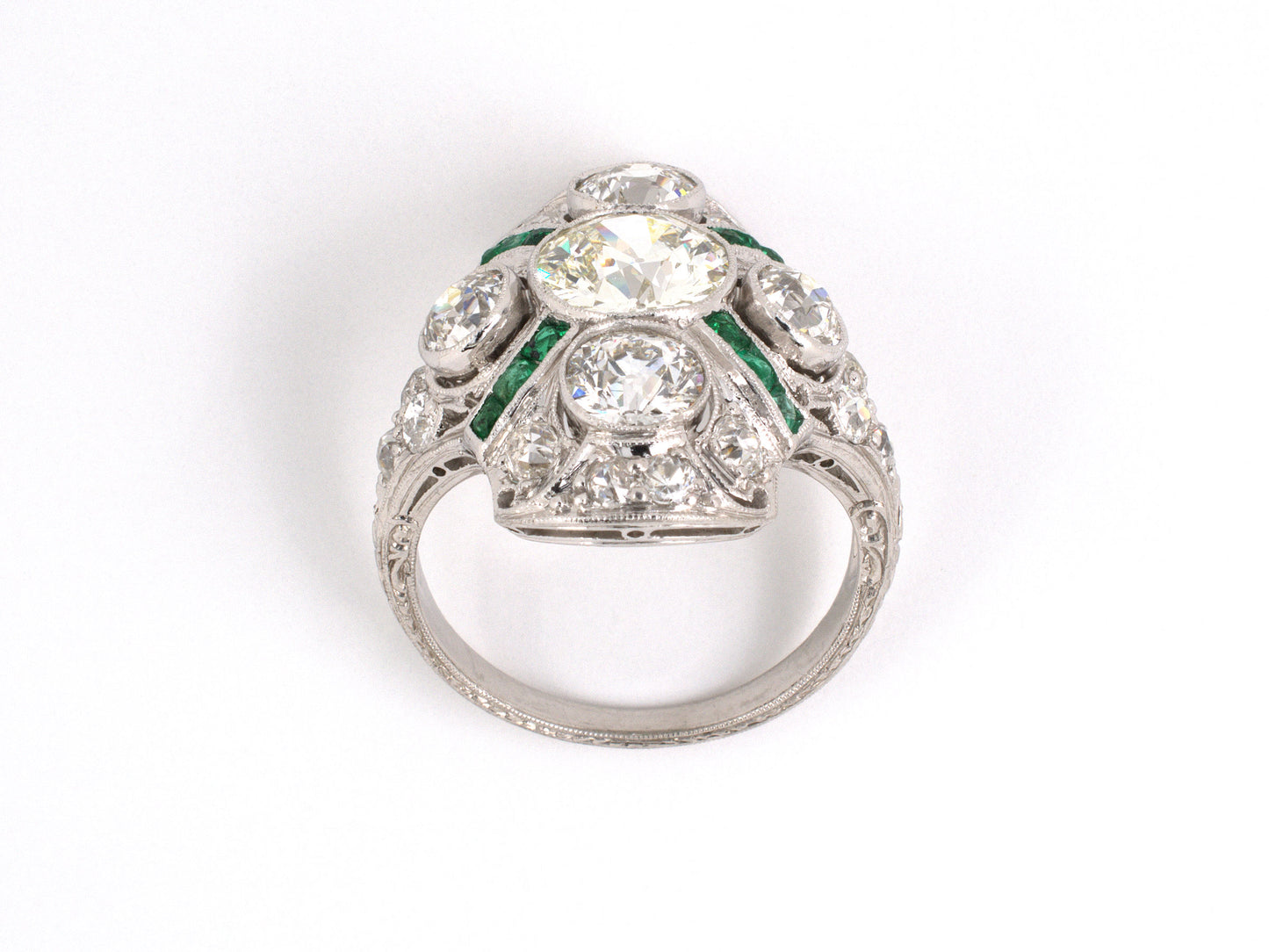 98981 - Art Deco Platinum Diamond Emerald 3 Stone Dinner Ring